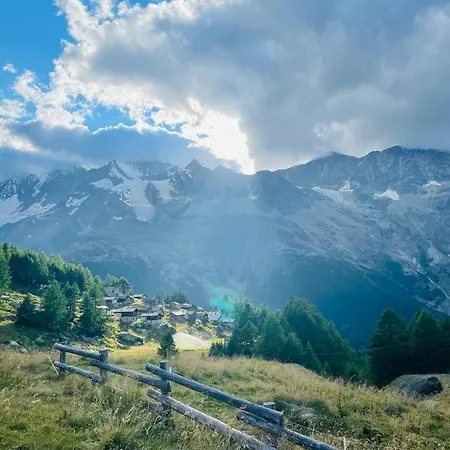 Alpenrose סאס-גרונד